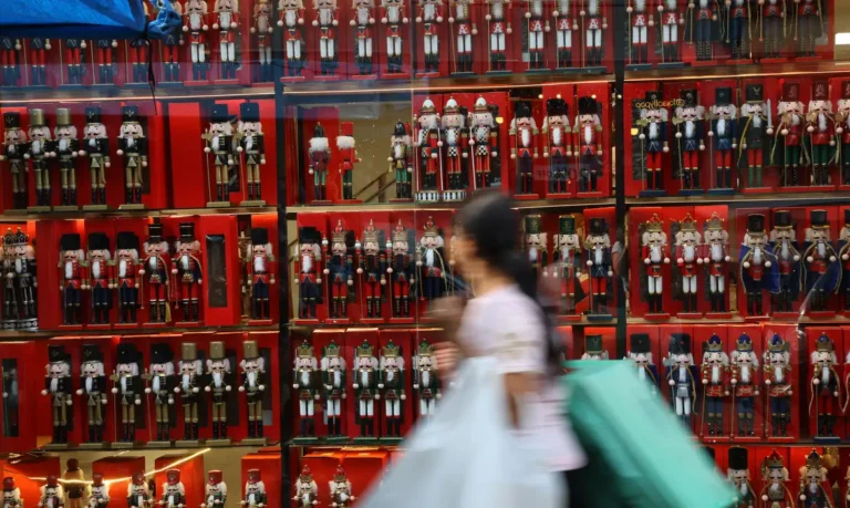 12 Milhões de Pessoas Vão às Compras de Natal: O Que Esperar?