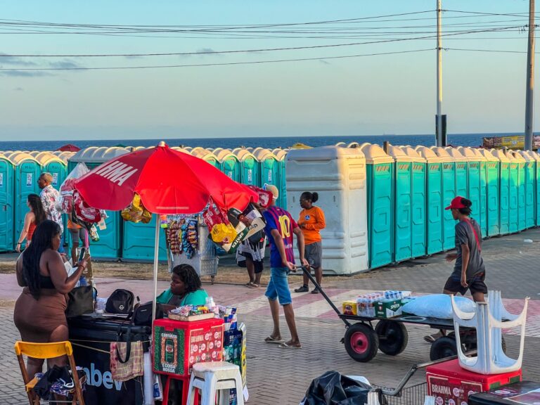 Festival Virada Salvador Amplia Estrutura e Oferece Mais de 400 Banheiros ao Público Festival Virada Salvador Amplia Estrutura e Oferece Mais de 400 Banheiros ao Público