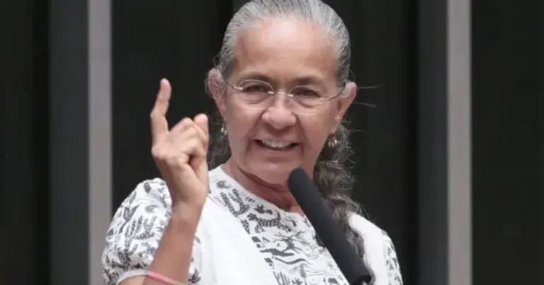 Heloísa Helena Pode Mudar Domicílio Eleitoral para Disputar Vaga na Câmara pela Bahia em 2026