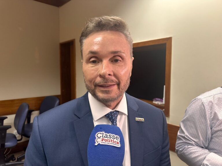 Manuel Vitório Esclarece Sobre Empréstimos e Investimentos na Bahia: Fatos e Mitos Manuel Vitório Esclarece Sobre Empréstimos e Investimentos na Bahia: Fatos e Mitos