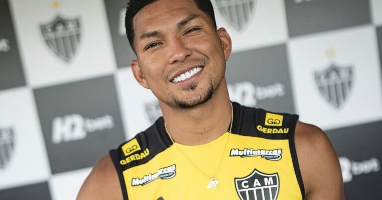 Santos Avalia Contratação de Rony Após Saída de Guilherme do Atlético-MG Santos Avalia Contratação de Rony Após Saída de Guilherme do Atlético-MG