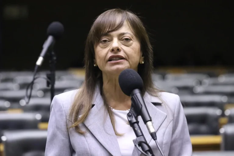 Alice Portugal Defende Aliança Ampla nas Eleições da Bahia: 'Unir todas as Forças'