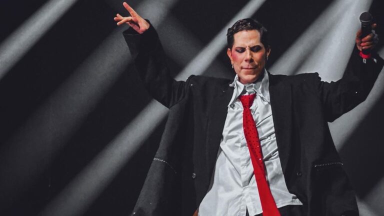 Christian Chávez Encanta Salvador: 'RBD Sempre Estará em Meu Coração'