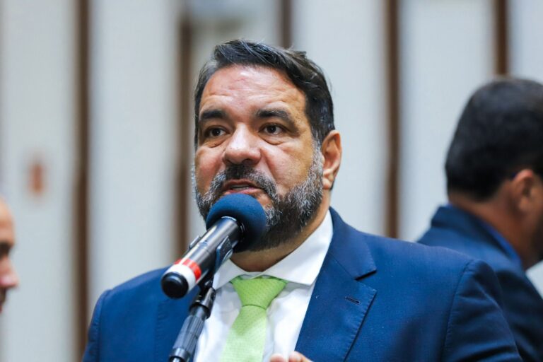 Deputado Alan Sanches falece aos 58 anos, deixando legado na política baiana