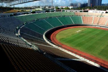 Esclarecimento Importante sobre o Estádio Pituaçu: Compromisso com a Regularização Esclarecimento Importante sobre o Estádio Pituaçu: Compromisso com a Regularização