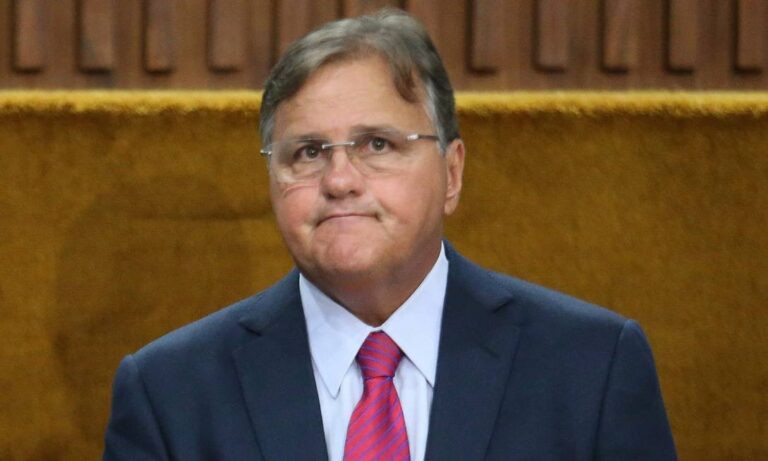 Ex-ministro Geddel Vieira Registra Queixa Após Agressão em Réveillon na Bahia
