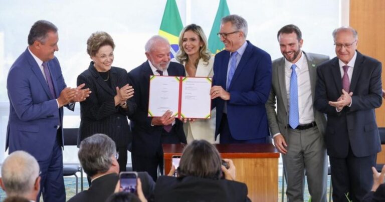 Governo Federal Investirá R$ 1,7 Bilhão em Hospital Inteligente: Avanço na Saúde Pública Brasileira