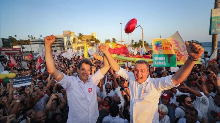 Haddad Realiza Primeira Visita à Bahia em Evento do PT: Expectativas e Significado Haddad Realiza Primeira Visita à Bahia em Evento do PT: Expectativas e Significado
