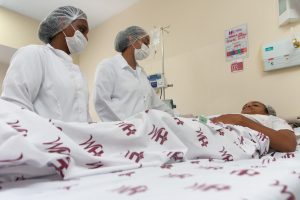 Hospitais da Bahia Entre os 100 Melhores do Brasil: Uma Vitória da Saúde Pública Hospitais da Bahia Entre os 100 Melhores do Brasil: Uma Vitória da Saúde Pública