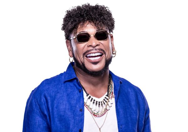 Jau UAfro: Gerônimo, Tatau e Sambaiana Agitam a Última Edição do Evento Jau UAfro: Gerônimo, Tatau e Sambaiana Agitam a Última Edição do Evento