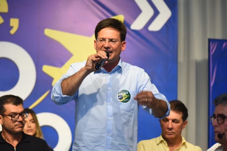 João Roma Lamenta a Morte de Capitão da PM e Critica Legado de Violência na Bahia