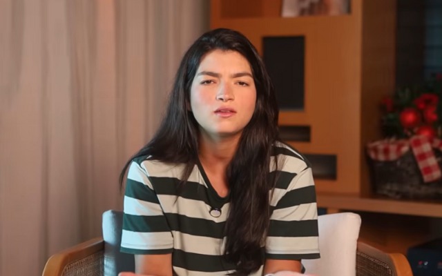 Lara Santana Revela Como Lê a Bíblia Todos os Anos e Inspira Seus Seguidores Lara Santana Revela Como Lê a Bíblia Todos os Anos e Inspira Seus Seguidores