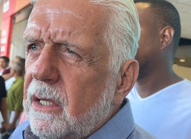 Legado do PT na Bahia: Jaques Wagner Elogia Governador Jerônimo por Nova Obra Legado do PT na Bahia: Jaques Wagner Elogia Governador Jerônimo por Nova Obra