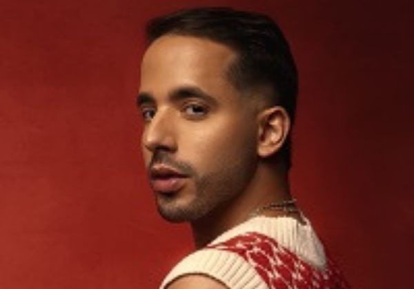 Lucas Melo Regrava Clássico do Axé e Agita as Redes Sociais Lucas Melo Regrava Clássico do Axé e Agita as Redes Sociais