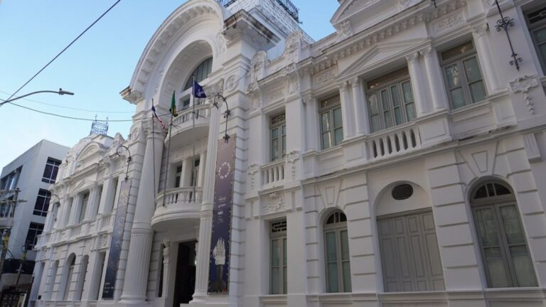 Museu da Bahia Recebe a Maior Coleção de Arte Repatriada dos EUA Museu da Bahia Recebe a Maior Coleção de Arte Repatriada dos EUA