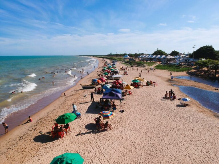 Música e Alegria: Final de Semana Imperdível nas Praias de Marobá e Neves