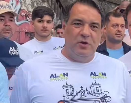 Na Lavagem do Bonfim, Alan Sanches declara: ‘A Bahia pode mais’ e sinaliza mudança política Na Lavagem do Bonfim, Alan Sanches declara: 'A Bahia pode mais' e sinaliza mudança política