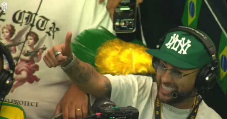 Neymar Comparece à Copa do Mundo da Kings League e Agita a Torcida Neymar Comparece à Copa do Mundo da Kings League e Agita a Torcida