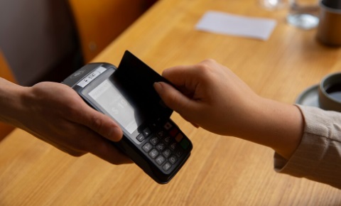 Nova Regra do Cartão de Crédito: Como Reduzir Sua Fatura Após as Festas Nova Regra do Cartão de Crédito: Como Reduzir Sua Fatura Após as Festas