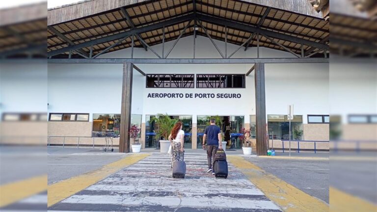 Porto Seguro: Réveillon Atrai 130 Mil Visitantes e Gera R$ 500 Milhões em Movimento