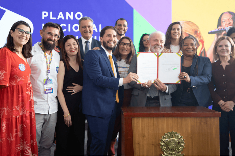 Reconstrução das Políticas Culturais: Como a Secretaria Executiva Fortalece o Setor Cultural Brasileiro Reconstrução das Políticas Culturais: Como a Secretaria Executiva Fortalece o Setor Cultural Brasile