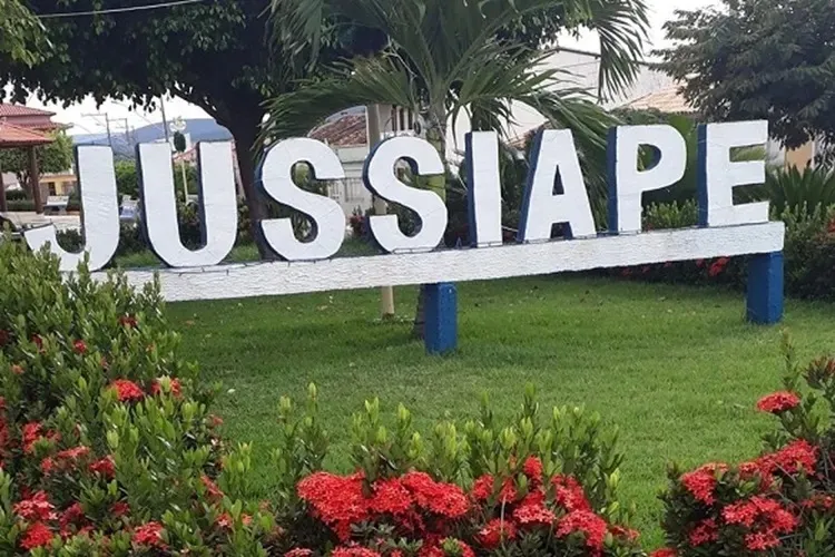 TCM nega liminar contra terceirização no ensino de Jussiape TCM nega liminar contra terceirização no ensino de Jussiape