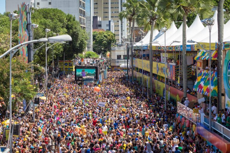 Carnaval de Salvador: Veja a Programação e Ordem dos Trios para o Último Dia de Festa