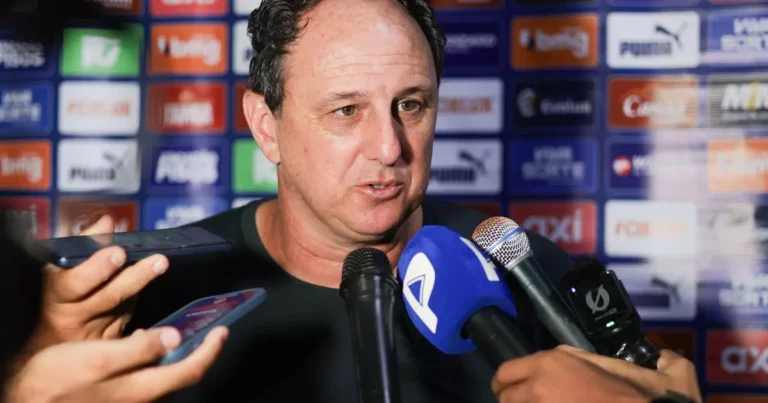 Ceni critica gramado após empate do Bahia: 'Fonte Nova é um paraíso perto disso aqui'