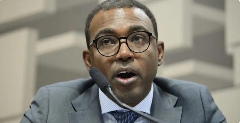 Crise no Banco Master: BC revela situação financeira alarmante antes da liquidação