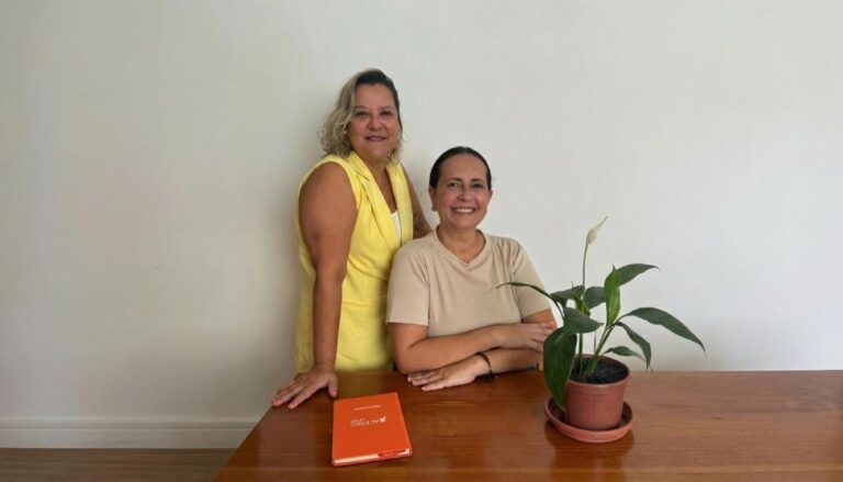 Empreendedorismo Feminino em Saúde: A Trajetória de Kenya Valença e Alessandra Almeida Empreendedorismo Feminino em Saúde: A Trajetória de Kenya Valença e Alessandra Almeida