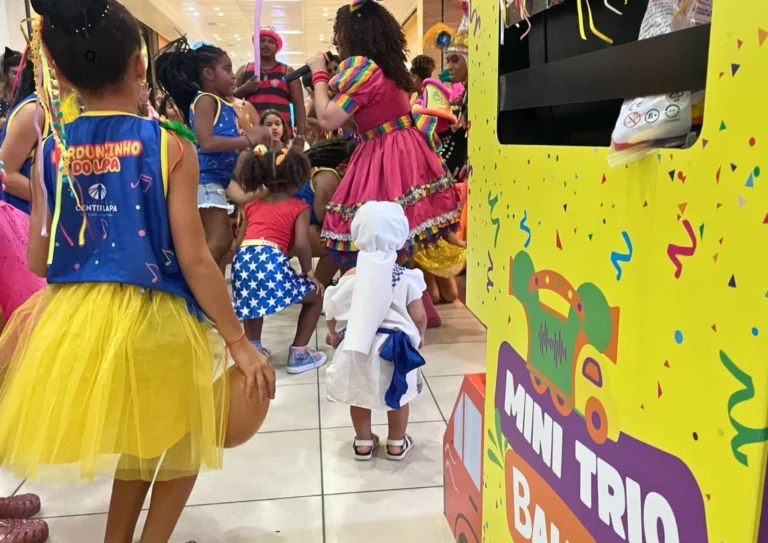 Furduncinho do Shopping Center Lapa: Diversão Garantida para a Família Neste Sábado