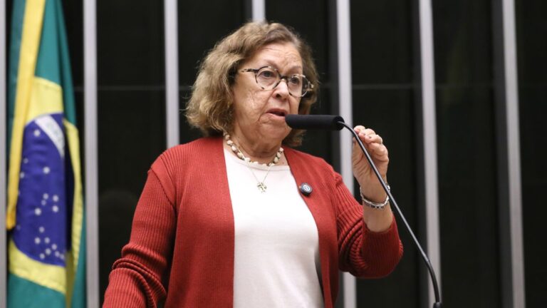 Lídice da Mata Afirma Que Não Há Aproximação Entre PSB e ACM Neto Lídice da Mata Afirma Que Não Há Aproximação Entre PSB e ACM Neto