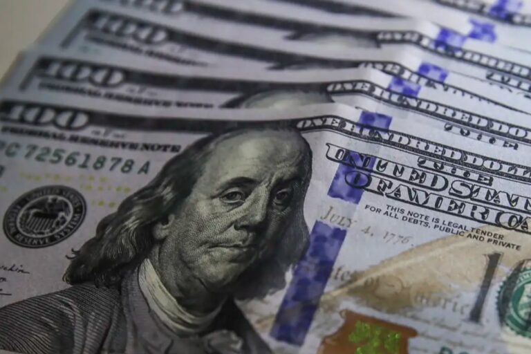 Mercados Buscam Estabilidade em Dia de Expectativas Econômicas