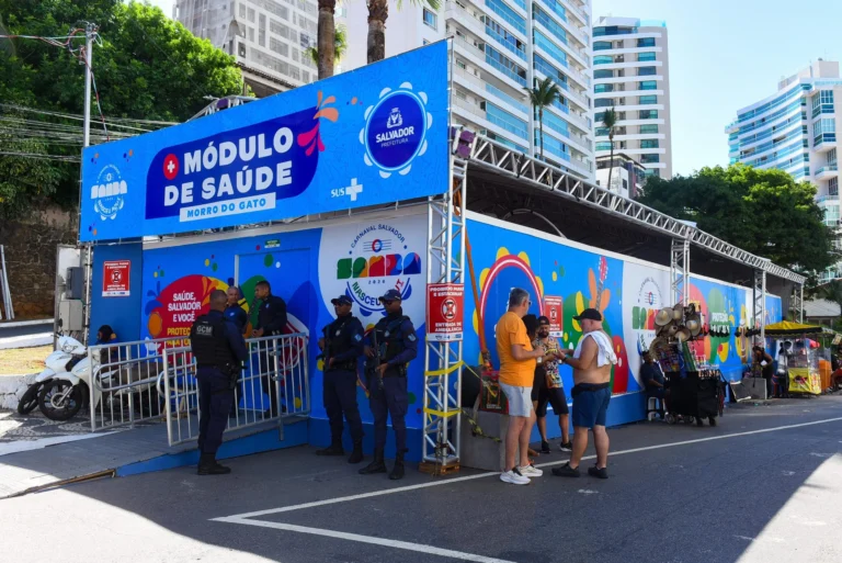 Módulos de Saúde Atendem 64 Foliões Durante o Fuzuê em Salvador