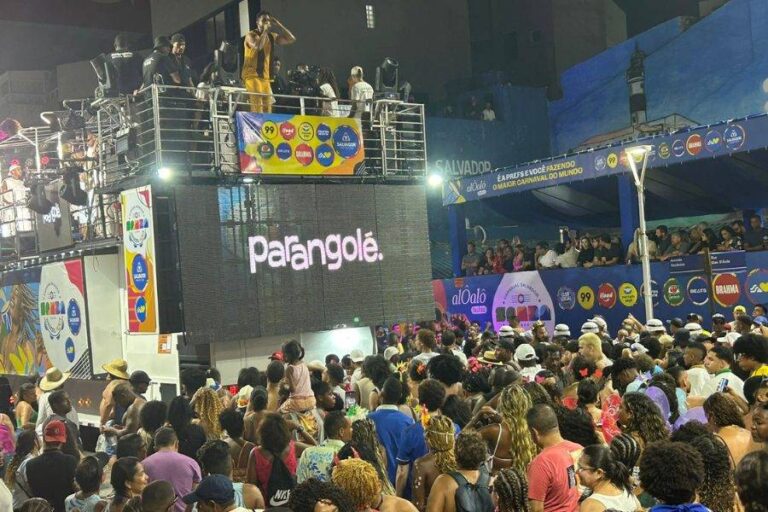 Parangolé e Foliões Agitam o Furdunço em Salvador neste Sábado