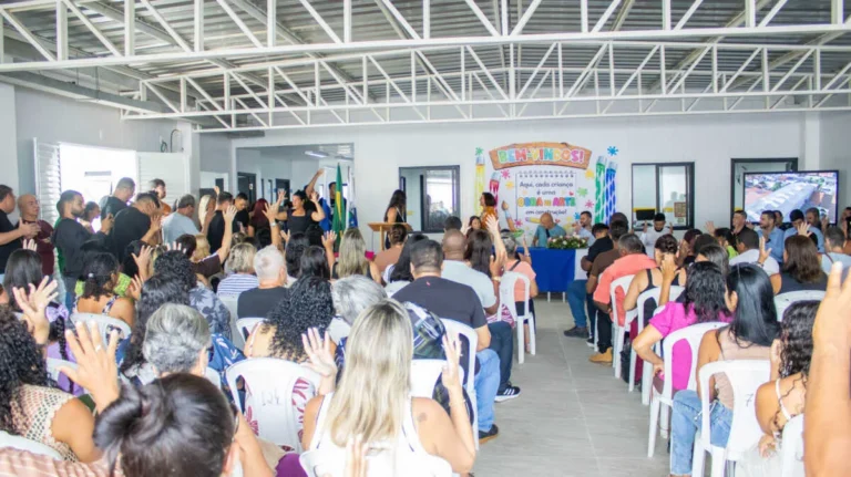 Prefeito Fábio do Pastel Inaugura Sede da Escola Municipal de Educação Especial em São Pedro da Aldeia Prefeito Fábio do Pastel Inaugura Sede da Escola Municipal de Educação Especial em São Pedro da Alde