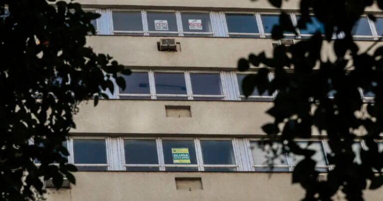 Salvador: 10 mil Anfitriões de Aluguel por Temporada no Carnaval; Fiscalização em Debate Salvador: 10 mil Anfitriões de Aluguel por Temporada no Carnaval; Fiscalização em Debate