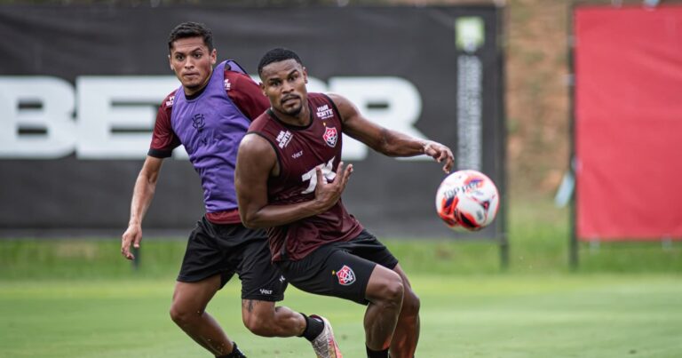 Vitória Intensifica Treinos para Enfrentar o Bahia de Feira no Baianão