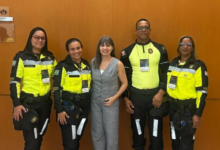 Agentes de Trânsito de Alagoinhas Participam de Curso de Educação para o Trânsito Agentes de Trânsito de Alagoinhas Participam de Curso de Educação para o Trânsito