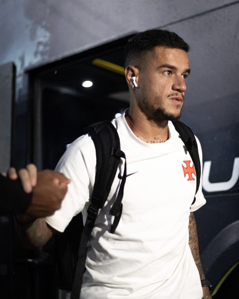 Atletas Priorizam Saúde Mental e Aceleram Pausa na Carreira Atletas Priorizam Saúde Mental e Aceleram Pausa na Carreira