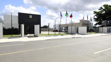 Bahia Destina R$ 24 Bilhões em Investimentos com Ênfase no Programa de Qualidade do Gasto Bahia Destina R$ 24 Bilhões em Investimentos com Ênfase no Programa de Qualidade do Gasto