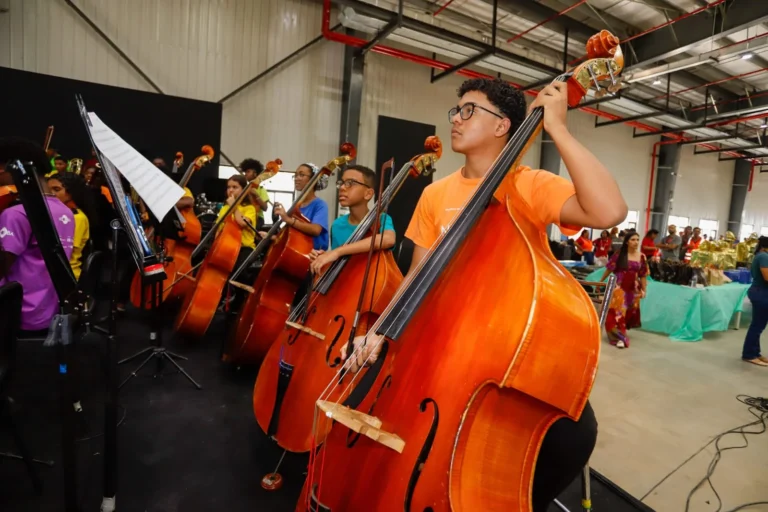 BYD E NEOJIBÁ: Uma Parceria Estratégica para o Desenvolvimento Cultural na Bahia BYD E NEOJIBÁ: Uma Parceria Estratégica para o Desenvolvimento Cultural na Bahia