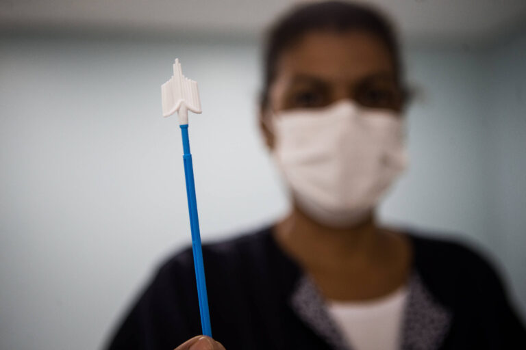 Câncer de Colo do Útero: Brasil Registra 20 Mortes Diárias em 2025