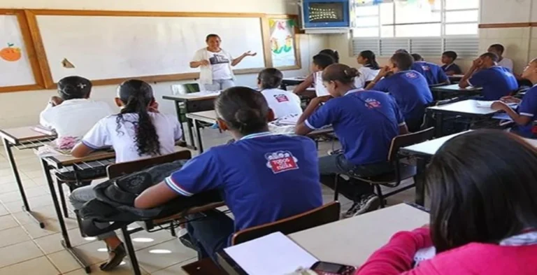 Deputado da Bahia Propõe Inclusão da Lei Maria da Penha no Currículo Escolar