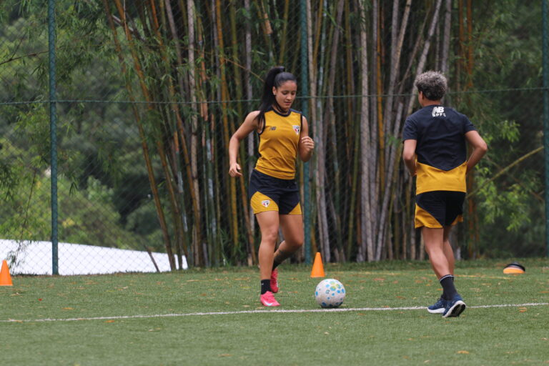 Desempenho do Futebol Feminino: Avaliação da Pré-temporada de 2026