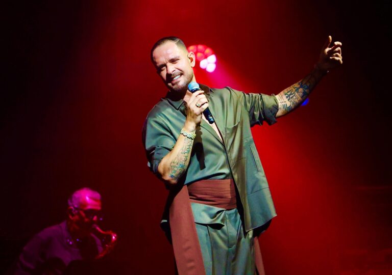 Diogo Nogueira Brilha em 'Infinito Samba' com Mistura de Gafieira e Pagode