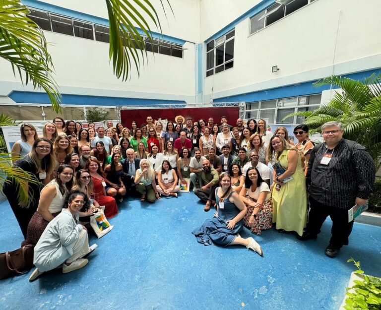 Educação de Palmas Brilha em Evento Nacional com Iniciativa Inovadora