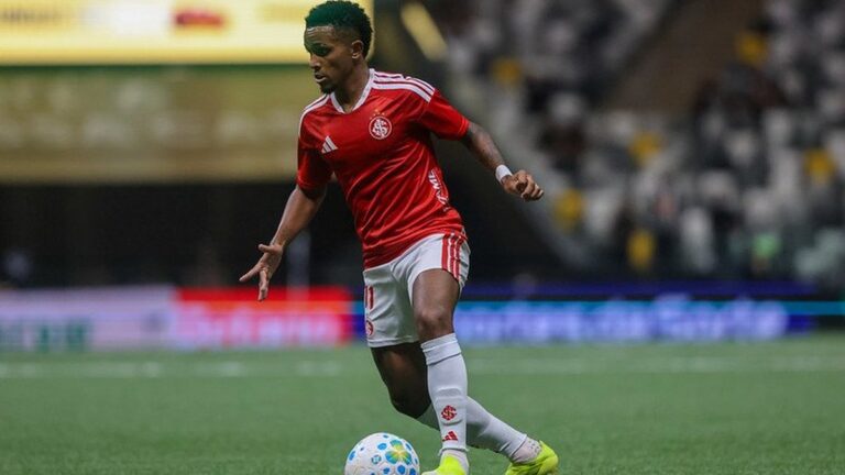 Inter Enfrenta Bahia com Dificuldades: Multa Impede Uso de Atacante