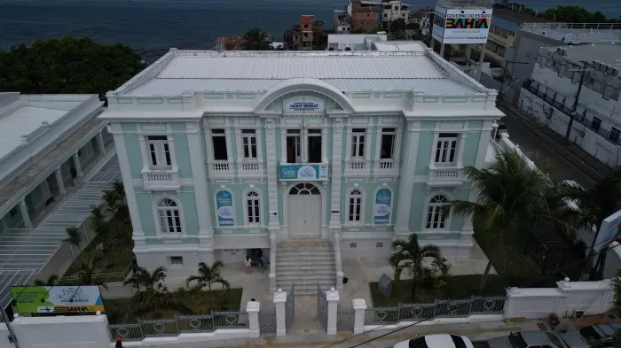 Investimentos do Governo da Bahia: Ampliação da Saúde em Salvador Investimentos do Governo da Bahia: Ampliação da Saúde em Salvador