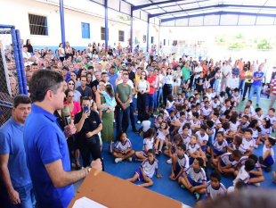 Jovens da Bahia Deixam Estado em Busca de Oportunidades, Afirma ACM Neto Jovens da Bahia Deixam Estado em Busca de Oportunidades, Afirma ACM Neto